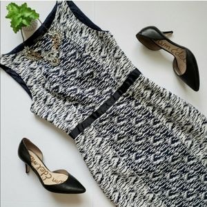 Muse Navy White Print Sleeveless Sheath Dress 4